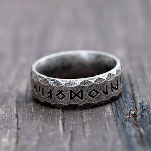 Norse Steel Ring – Protection