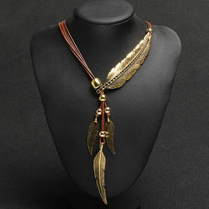 Feather Leather Necklace – Boho
