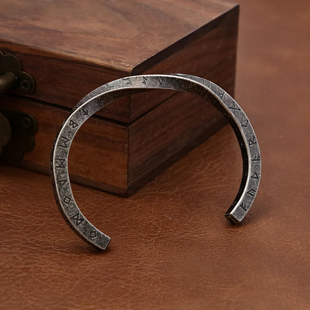 Norse Cuff Bracelet – Protection