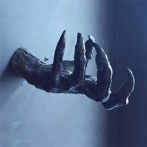 Gothic Statues - Witch's Hand