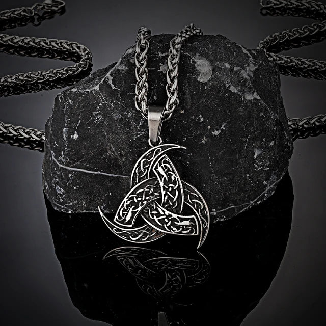 Celtic Trinity Pendant – Resilience
